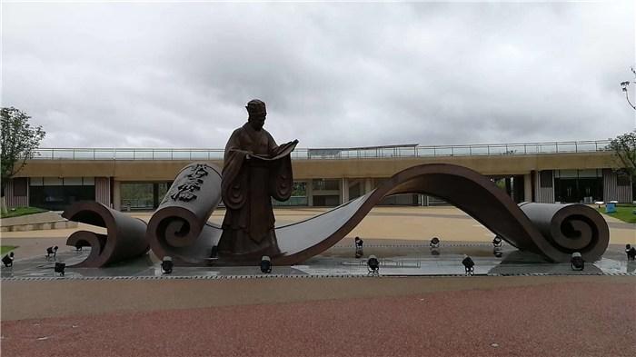 校園景觀雕塑設(shè)計(jì)重要性介紹